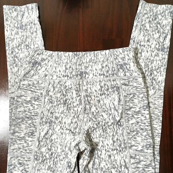 Victoria Sport Legging Small - Picture 2 of 5